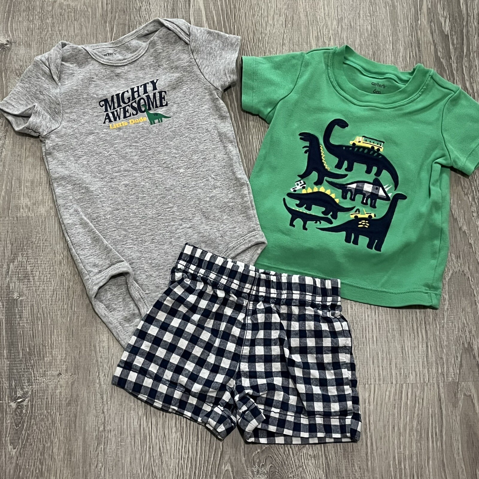 Carter’s Dinosaur Outfit Set Sz 6M Graphic Tee Bodysuit Shorts Cotton Casual