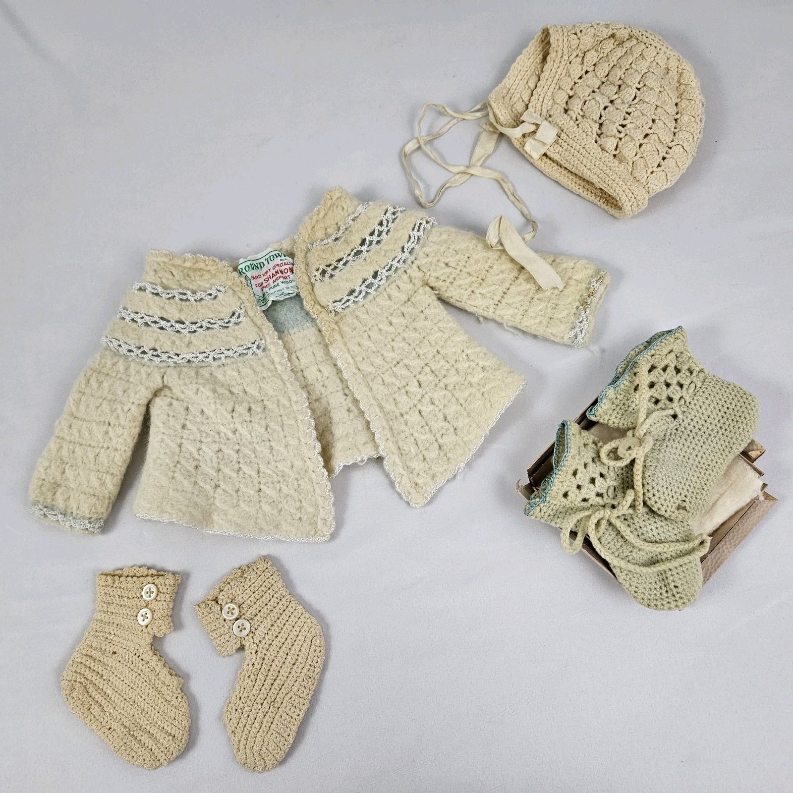 Vtg Round Tower Wool Newborn Doll Cardigan Sweater Ivory/off-white W/Hat Booties