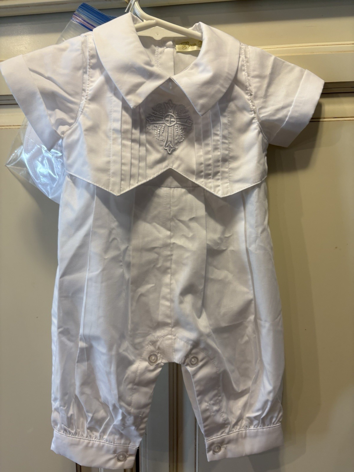 Bow Dream Boys Christening Baptism Set W/ Hat & Booties Sz 0-3 Months NWOT White