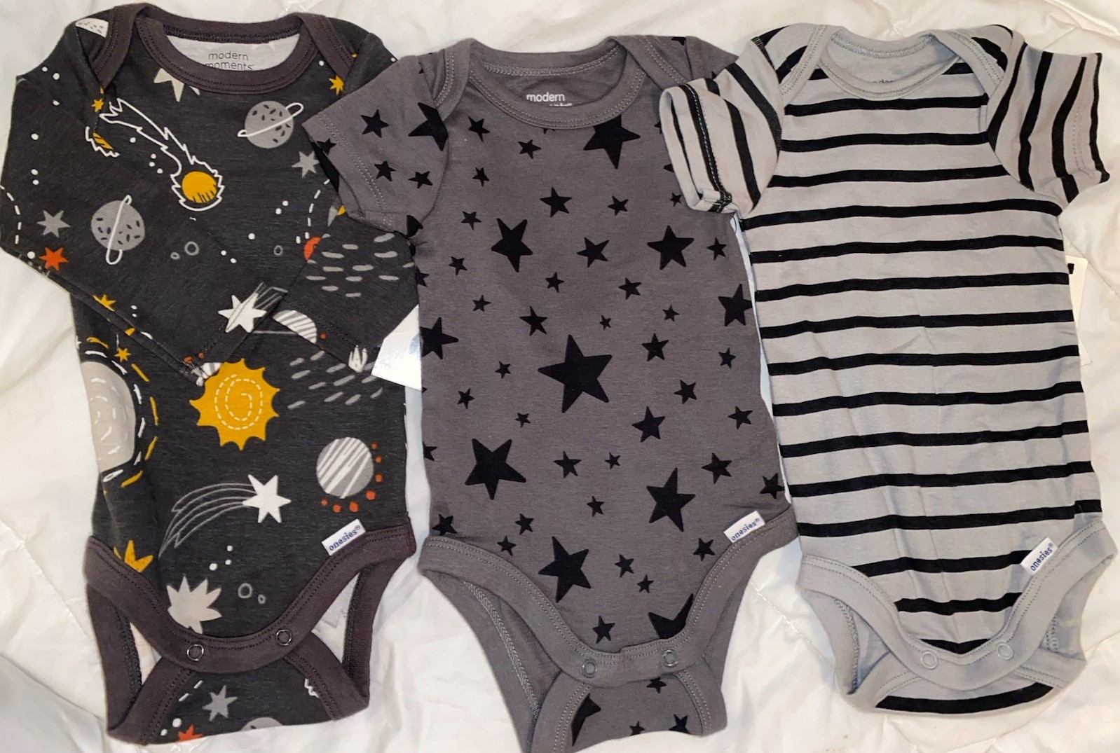 New~Gerber Baby Boy 12pc Bundle Newborn-3/6M Sleepers, Bodysuits & Shorts