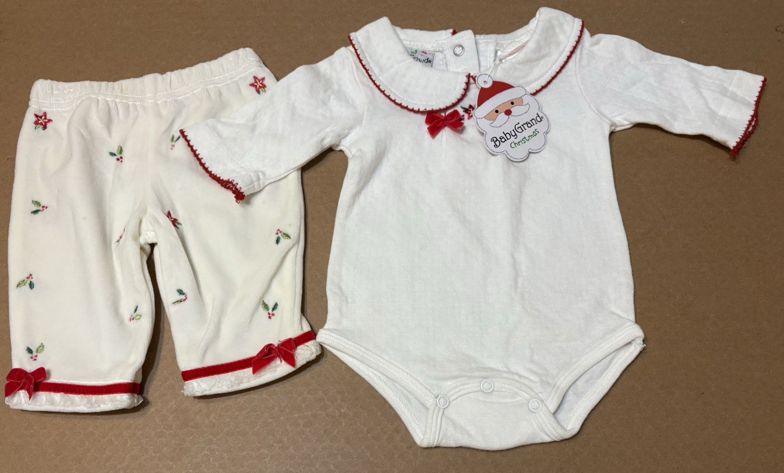 New With Tags, Infant Girl Baby Grand 2 Piece Christmas Outfit Size 0/3 Months