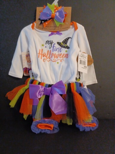 NEW BABY ESSENTIALS “MY FIRST HALLOWEEN” THEMED 4-PIECE SET, 3 Months Girls