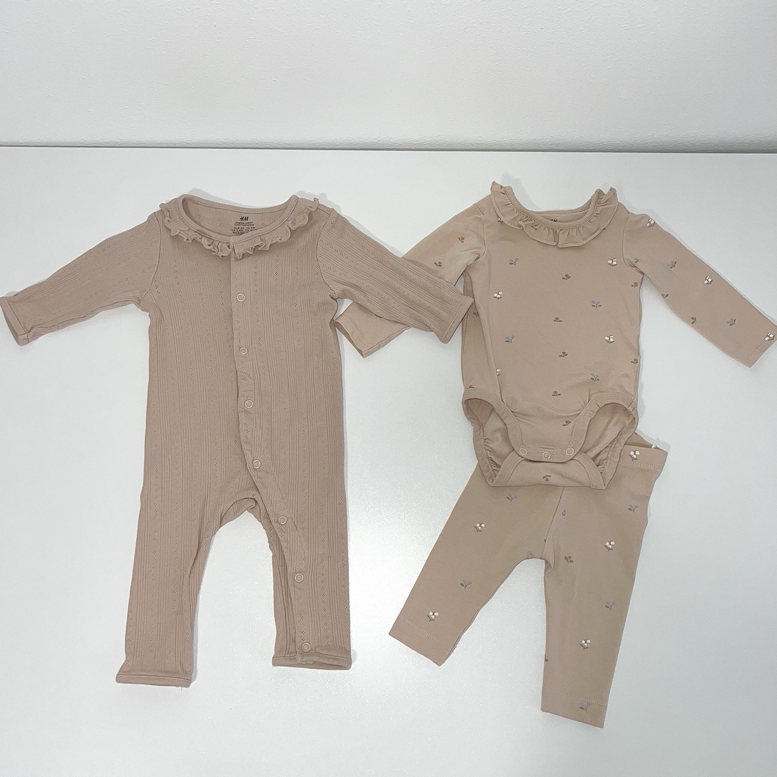 H&M Baby Organic Cotton Ruffle Collar Romper & 2-Piece Set Beige Size 0-3 Months