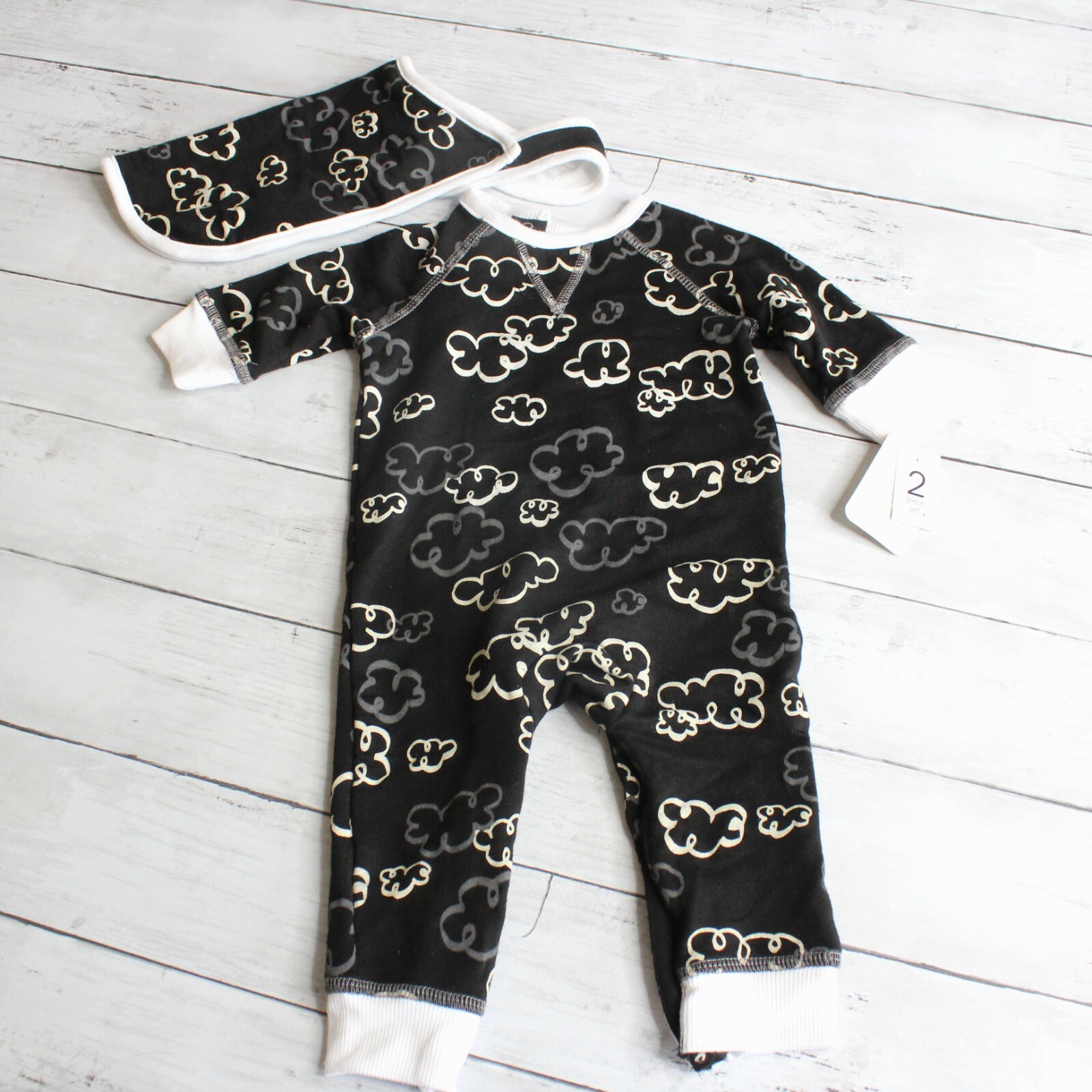 Lullaby Lane Baby Boy’s Coverall Romper Outfit Bib Set Size 0-3 Months
