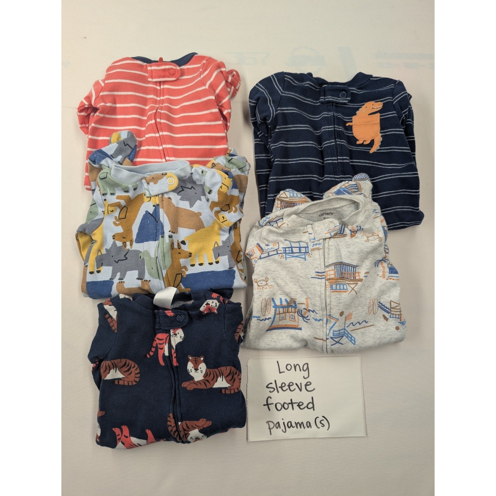 24 Pieces Baby Boy NB to 3 mo Various Brands Bodysuits Short/Long Sleeve Pants