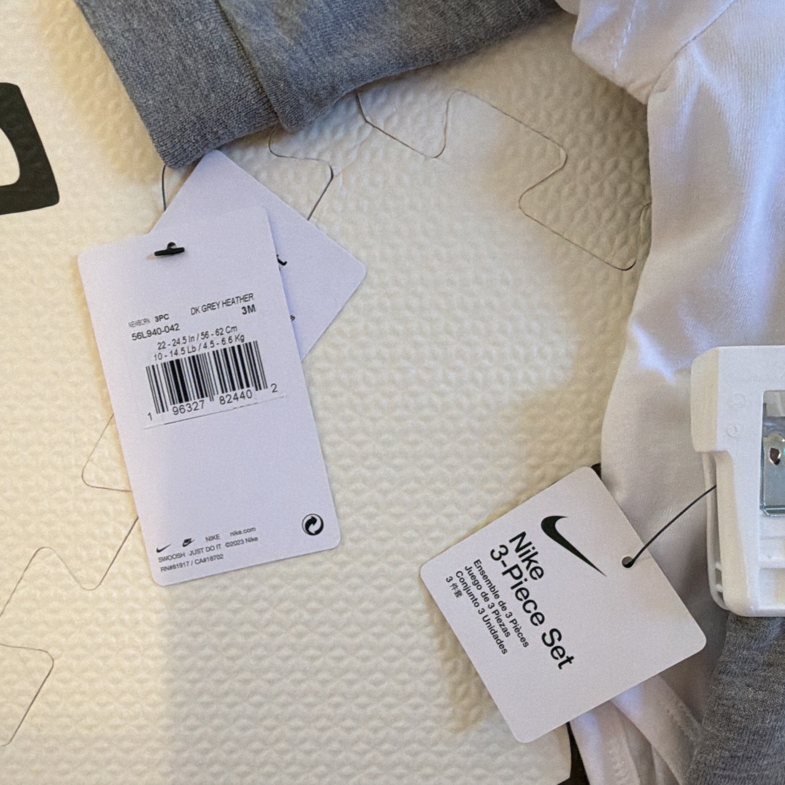 Nike 3-Piece Unisex Baby Outfit Set 3M Gray Zip Hoodie, White Bodysuit, Pants
