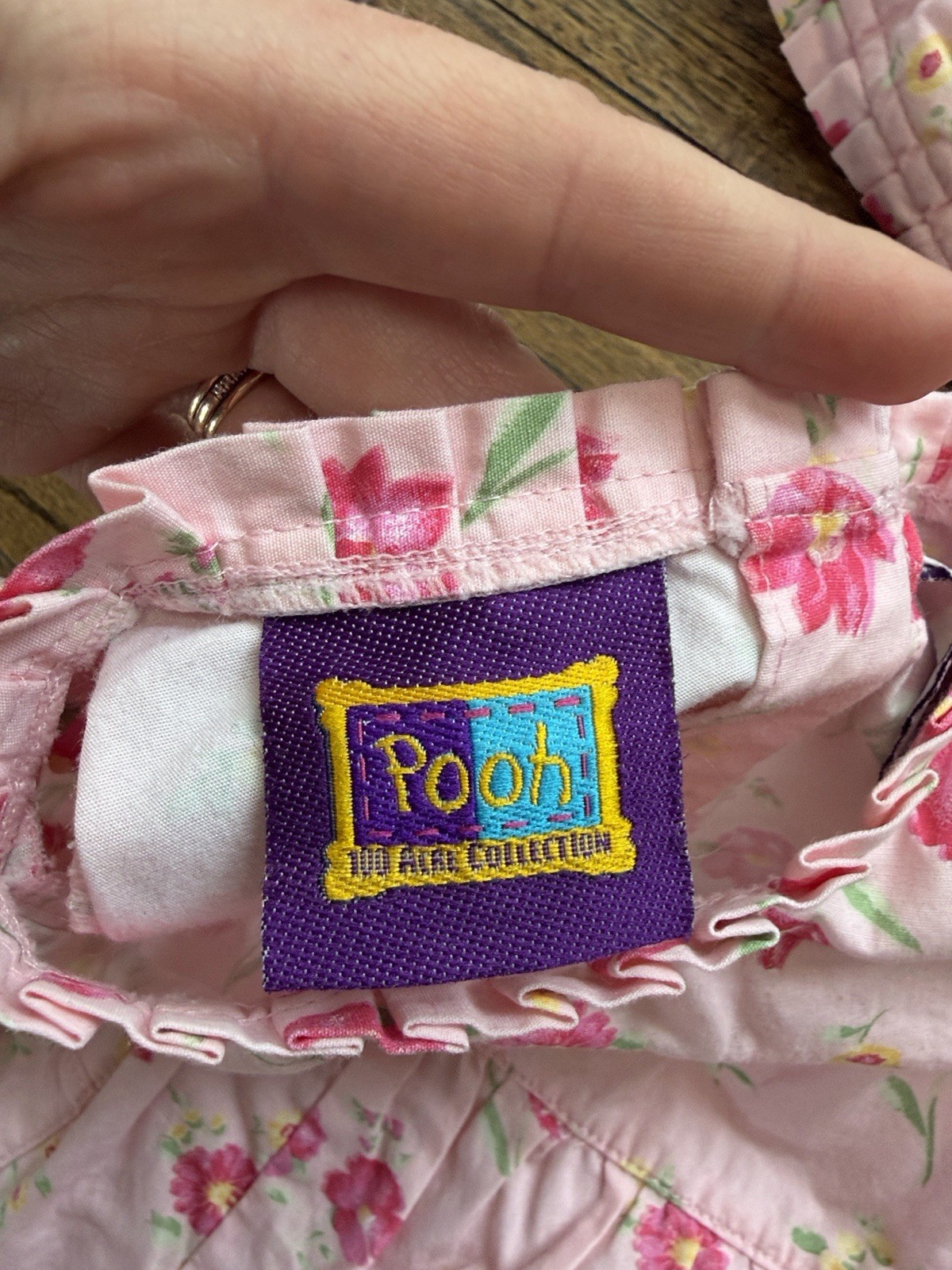 Vintage Winnie the Pooh pink floral embroidered matching set with hat 6/9 Months