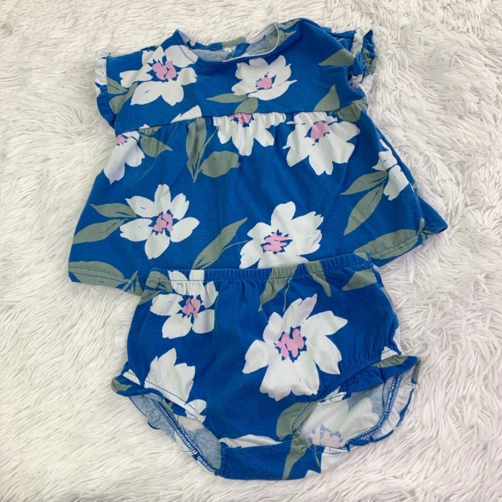 Carter’s Blue Floral top and bloomer matching Set ruffle details cut out back