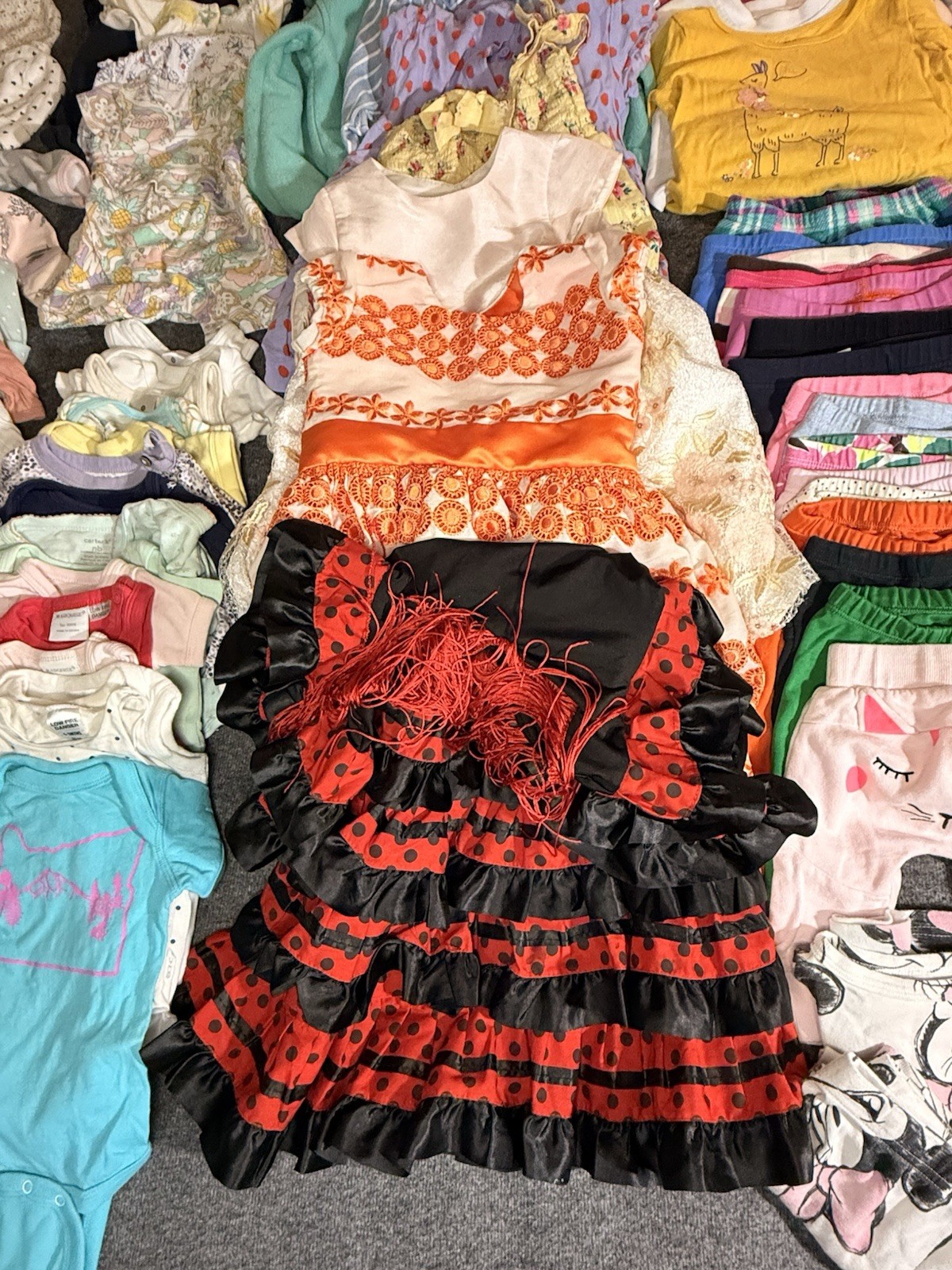 Huge Lot Of 82 Pieces Baby Girl 0-3 Month to 3T Clothes Mixed Brands Good Brands