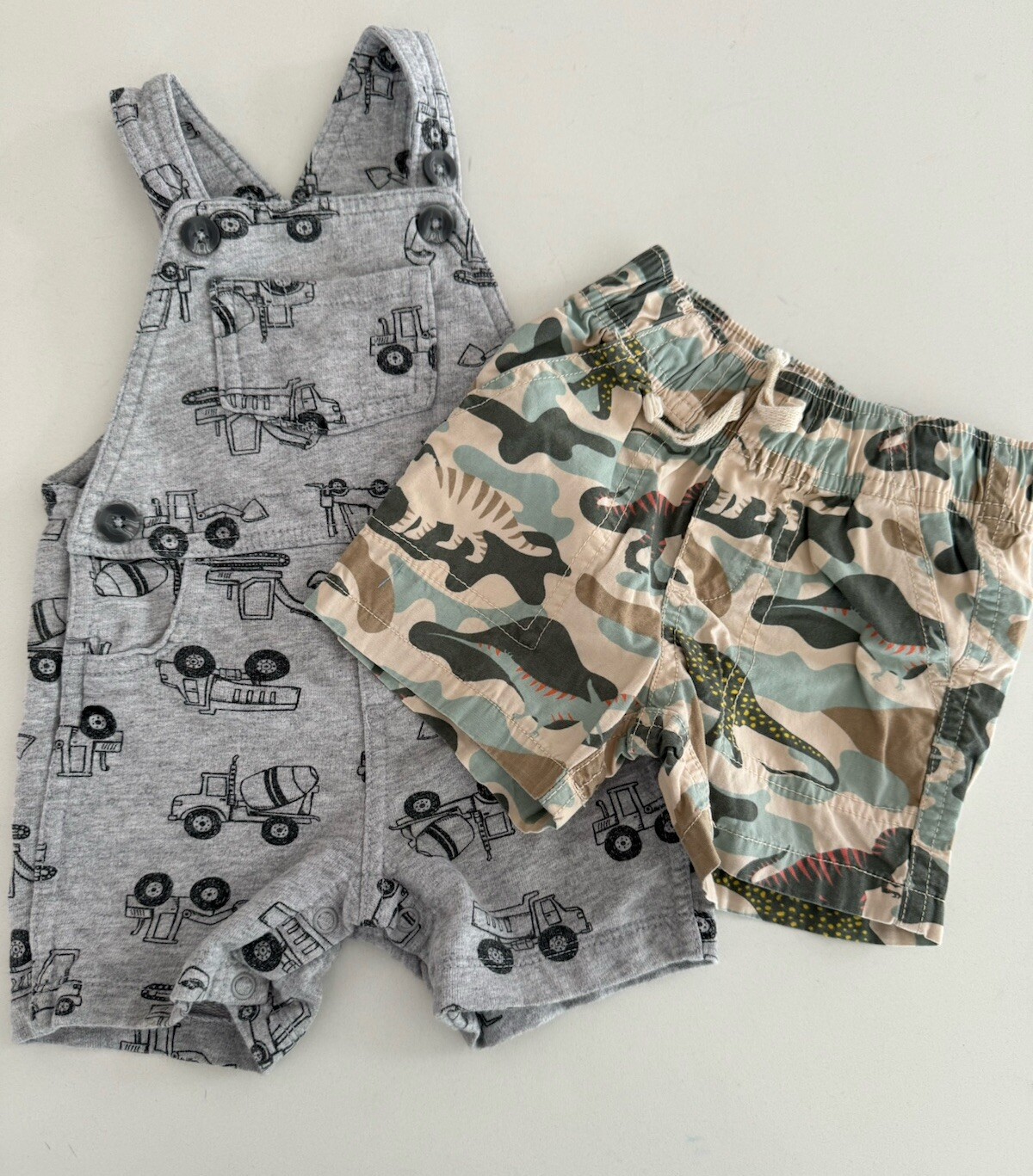 Baby Boy Size 12M bundle Gray Romper construction + Shorts Dino print 2pcs