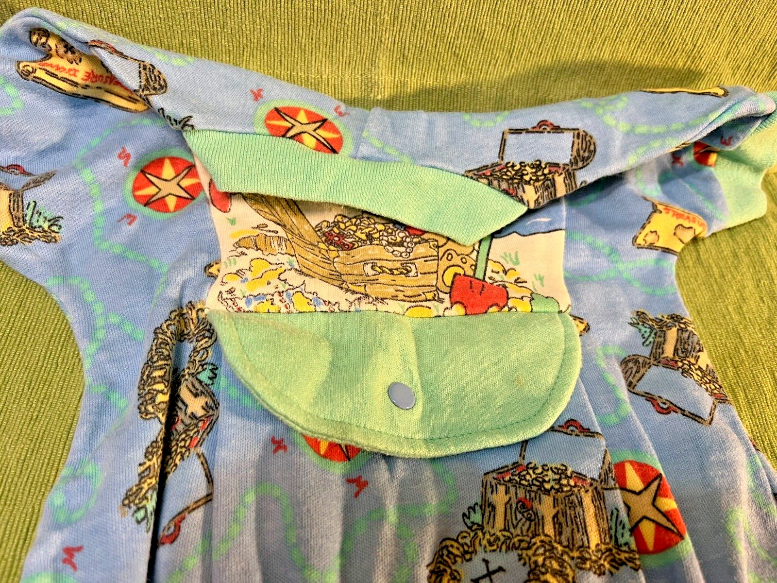Vintage Gerber PIRATE’s 0/6 Months Outfit w/Snapping Pocket Flap (Philippines)