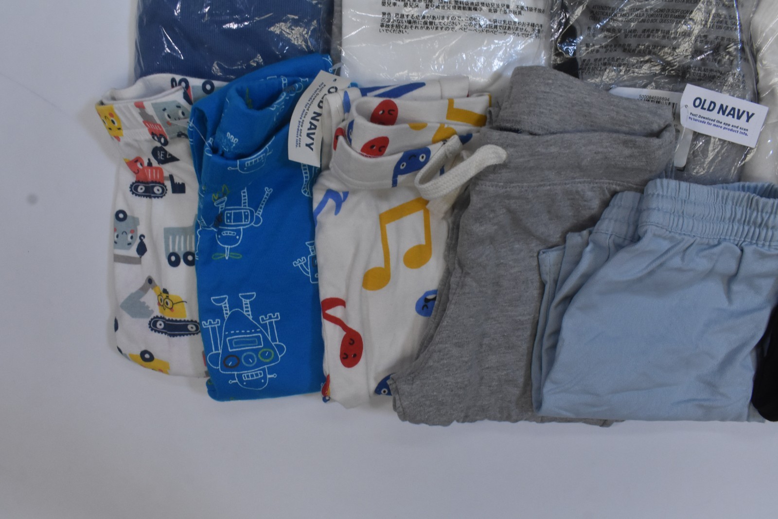 Old Navy Bulk Lot Of 20 Toddler Boys Size 5T Mixed Season Tops Bottoms Pajamas