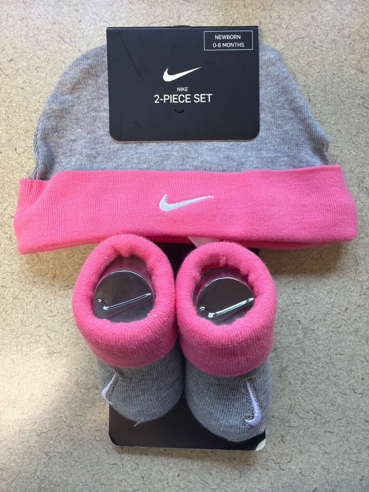 Nike Heather Gray/Pink Ankle Cotton Swoosh Logo Beanie and Booties Set Sz 0-6 MO