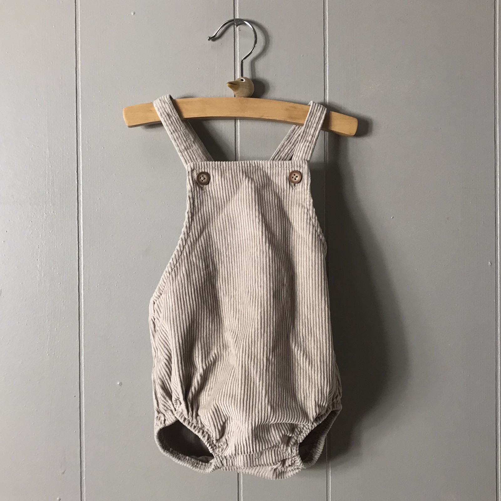 CARTER’S COFFEE BEAN CORDUROY ROMPER 100% COTTON SIZE 18M