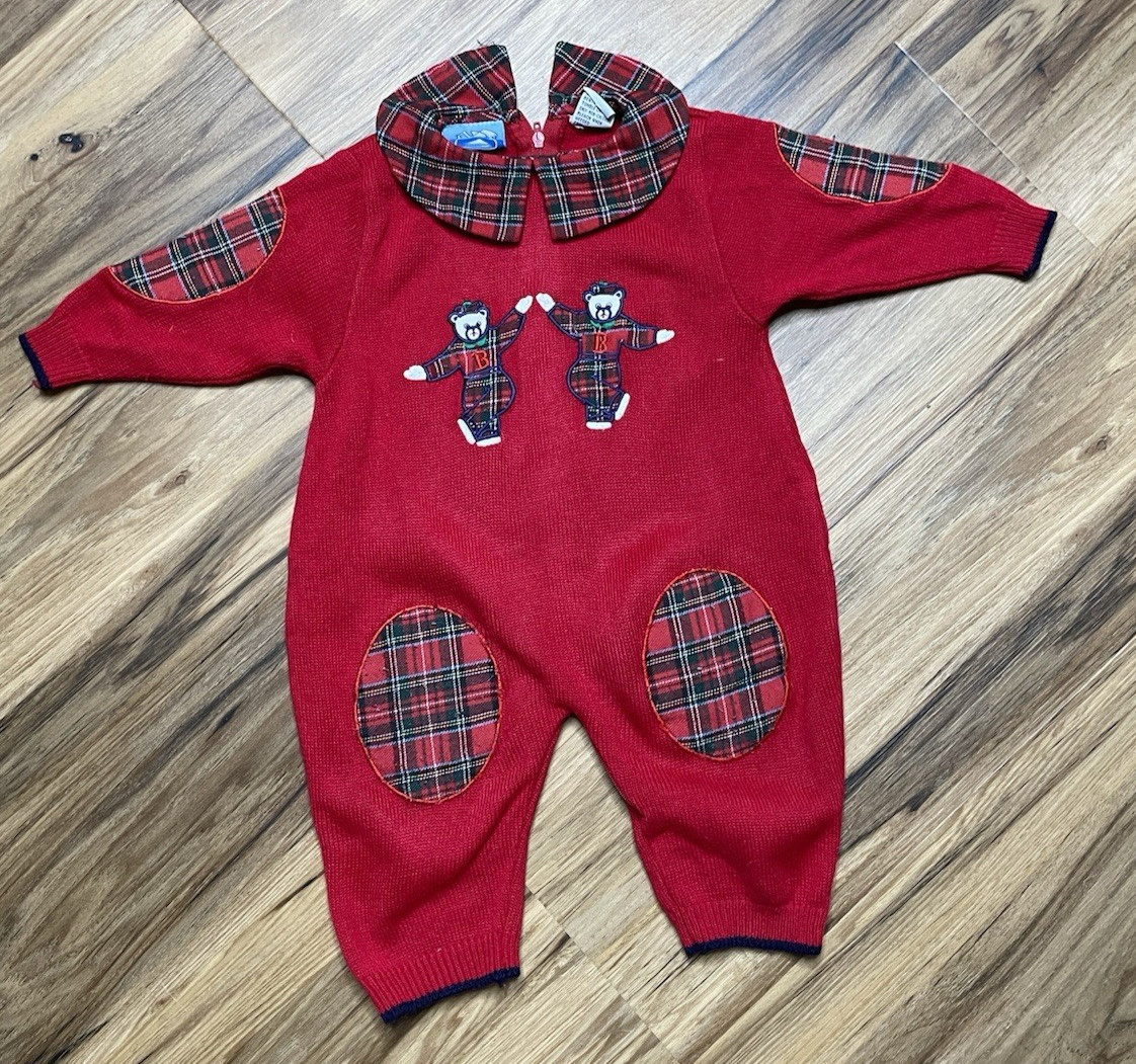 Vintage Red Knit Small West Baby Unisex Christmas Outfit 3-6 Months