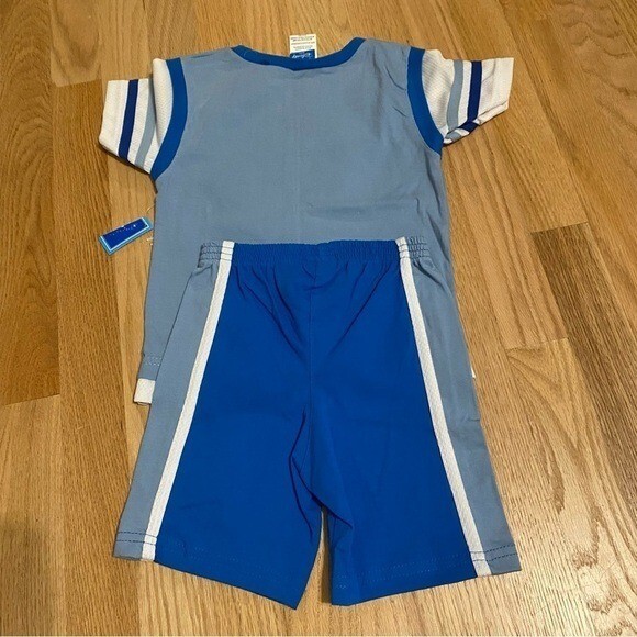 Disney Winnie the Pooh Tigger Outfit NEW 2T Basketball Shirt Shorts 90s Vintage