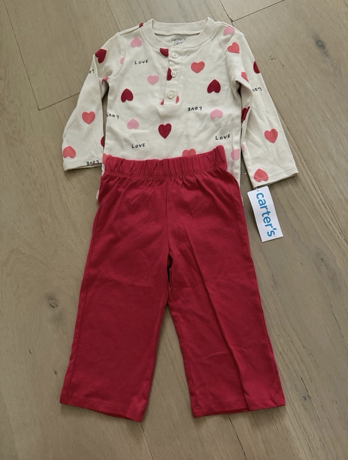 Carter S 2-Piece Outfit Set Red Hearts Size 12 Months NWT