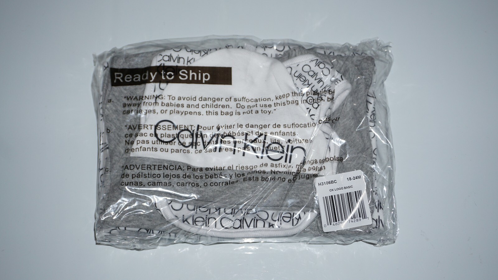 Calvin Klein Unisex 4 Piece Layette Gift Set 18-24 Months New in Box