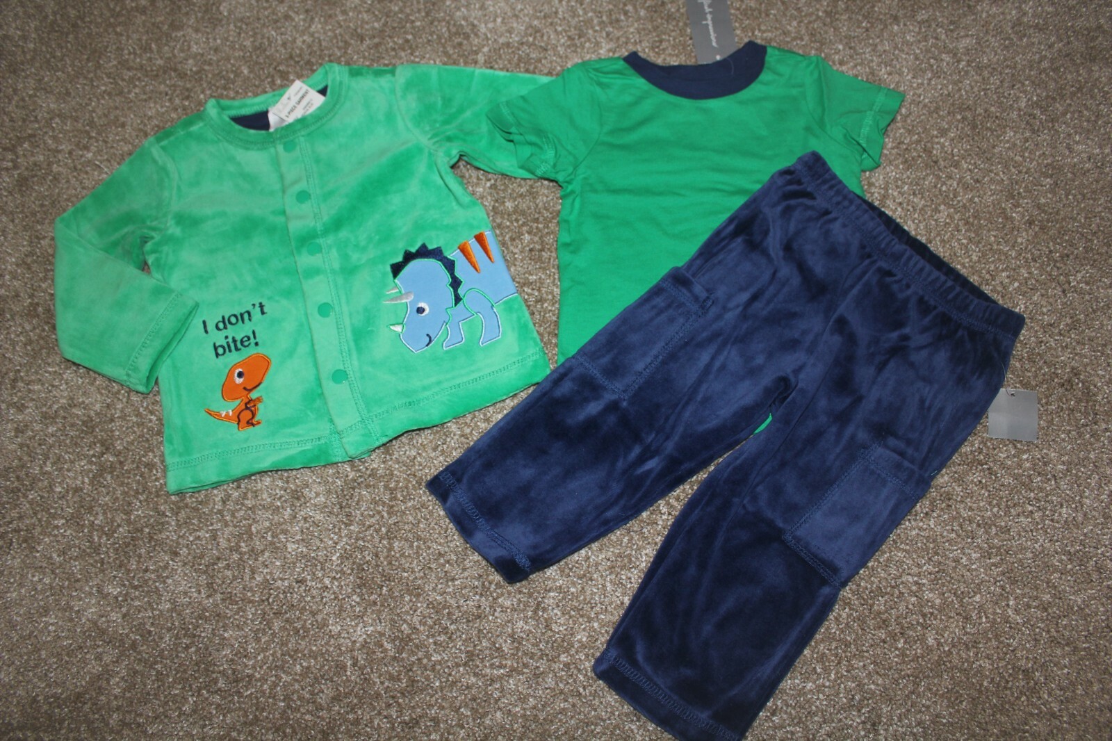 First Impressions Dinosaur Green Velour Outfit Boy Set 3 6 9 12 18 24 months NWT