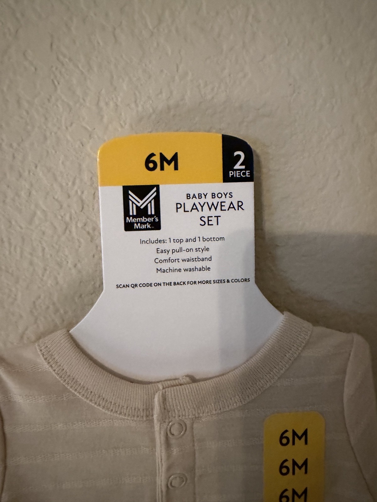 Member’s Mark Baby Boys 2-Piece Playwear Set Size 6M Beige Bodysuit & Green Pant