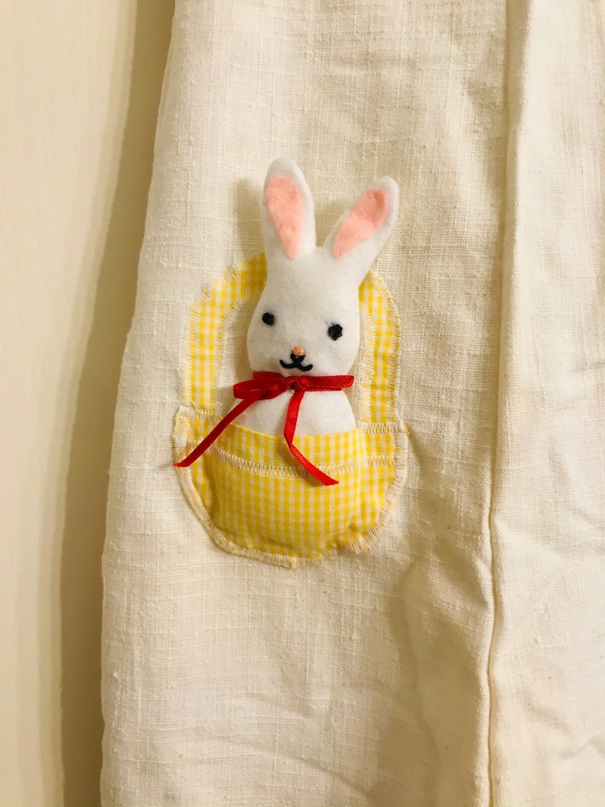 VINTAGE HANDMADE TODDLER Easter Rabbit Ivory JUMPSUIT Buttons