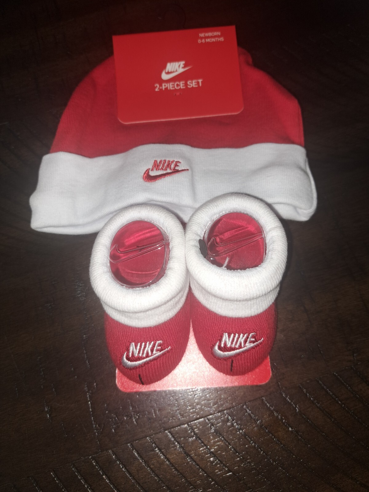 Nike 2*Piece Infant Hat & Booties Set*Newborn 0-6M* Embroidered Logo*Red & White