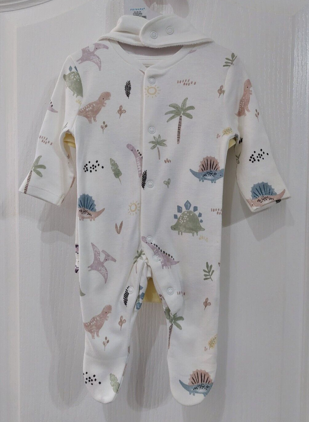 Primark Newborn Baby Unisex Babygrow Bodysuit Hat & Bib 5pc Dinosaur Set Layette