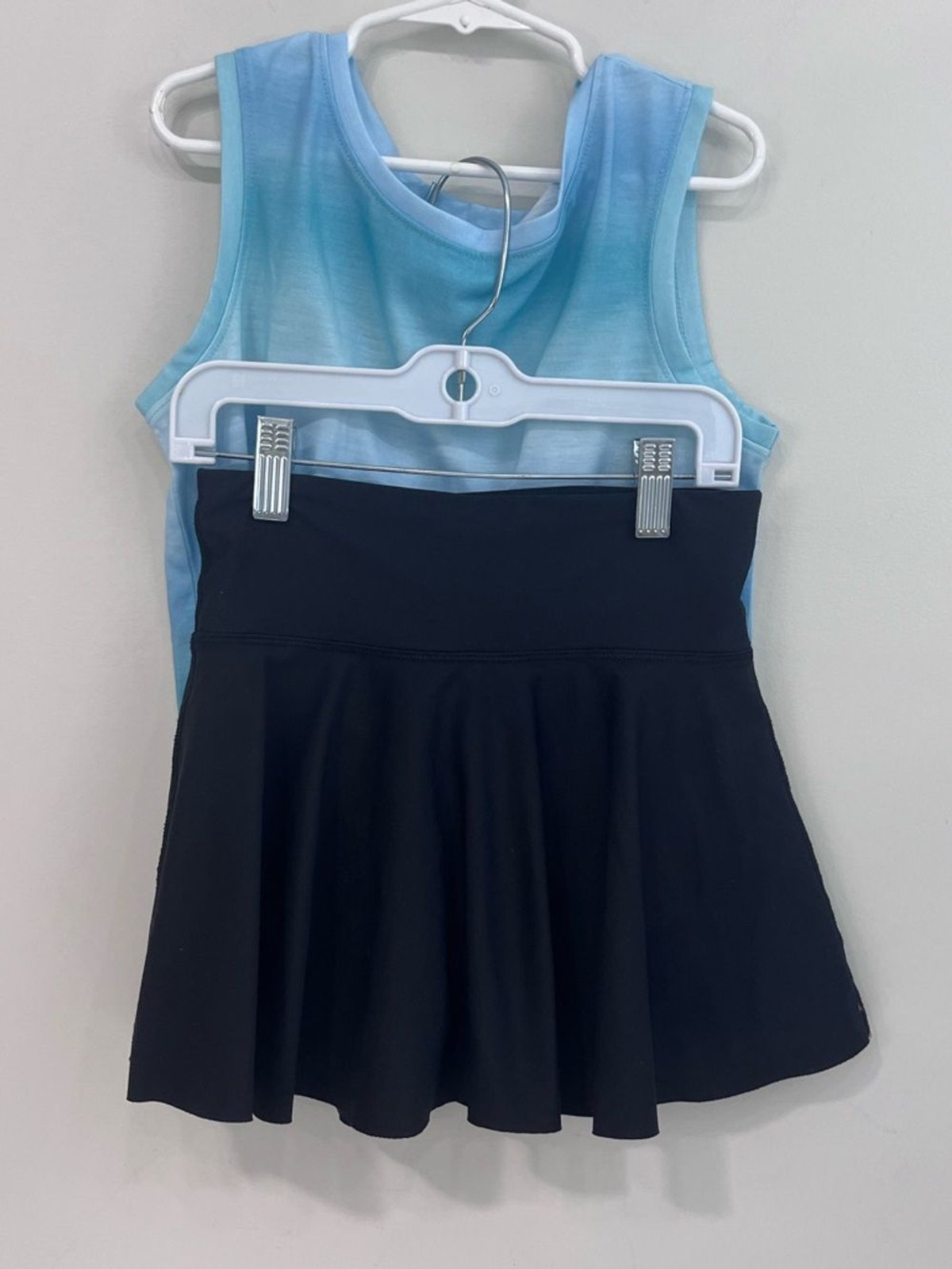 Old Navy Girls Athletic Circle Skater Skort with tank top Girls 8