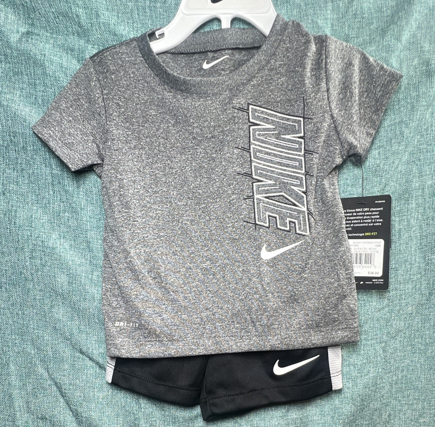 Nike Dri-FIT Moisture Wicking 2pc Set Boys 12M Gray/Black Tee Shorts MPN