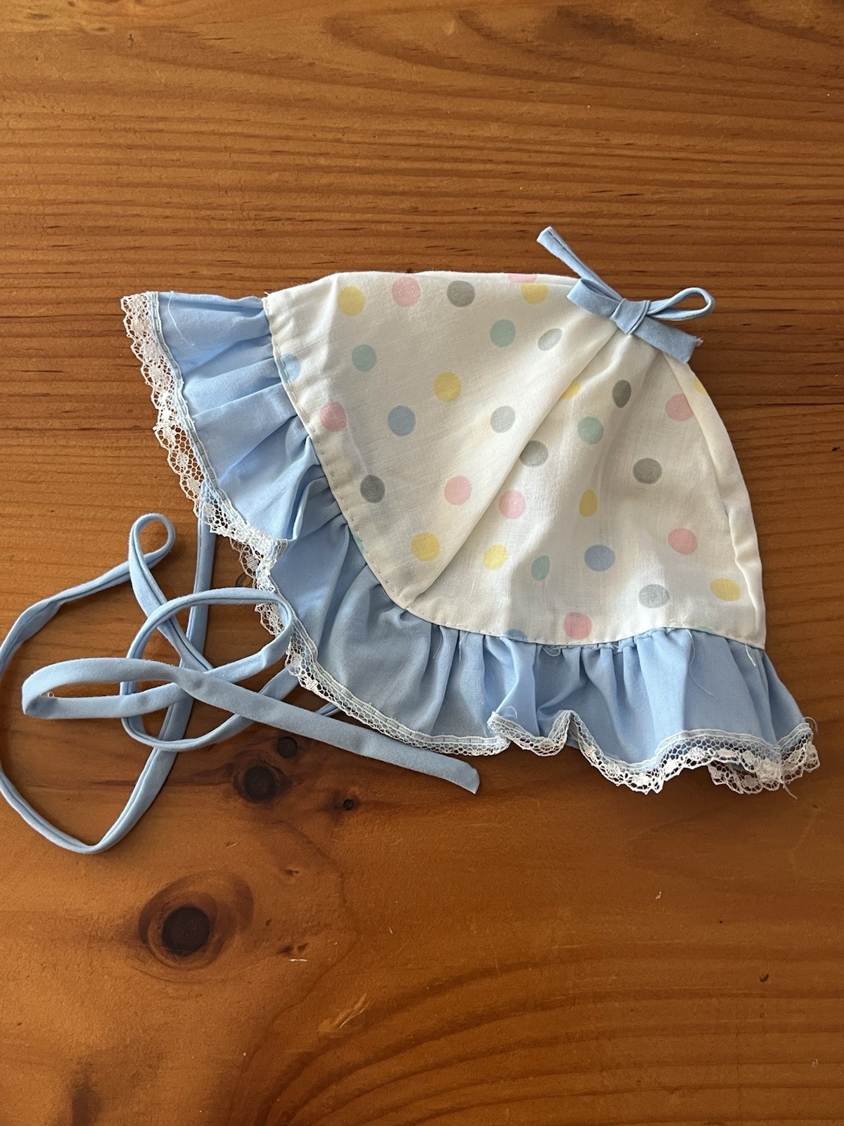 Vintage Baby Girls 3 Piece Lace Trimmed Polka Dot Outfit With Hat And Bloomers