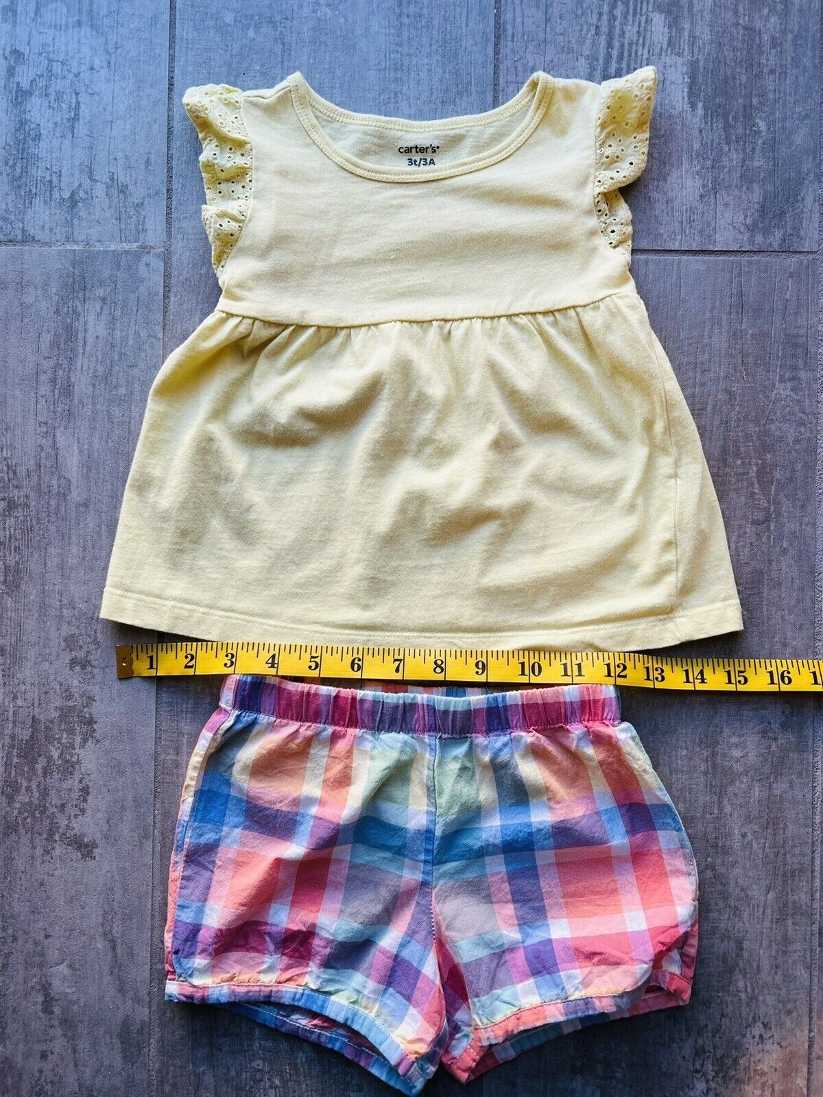Toddler Girl 2 Piece Outfit Set Eyelet Top Sleeveless Babydoll & Plaid Shorts 3T