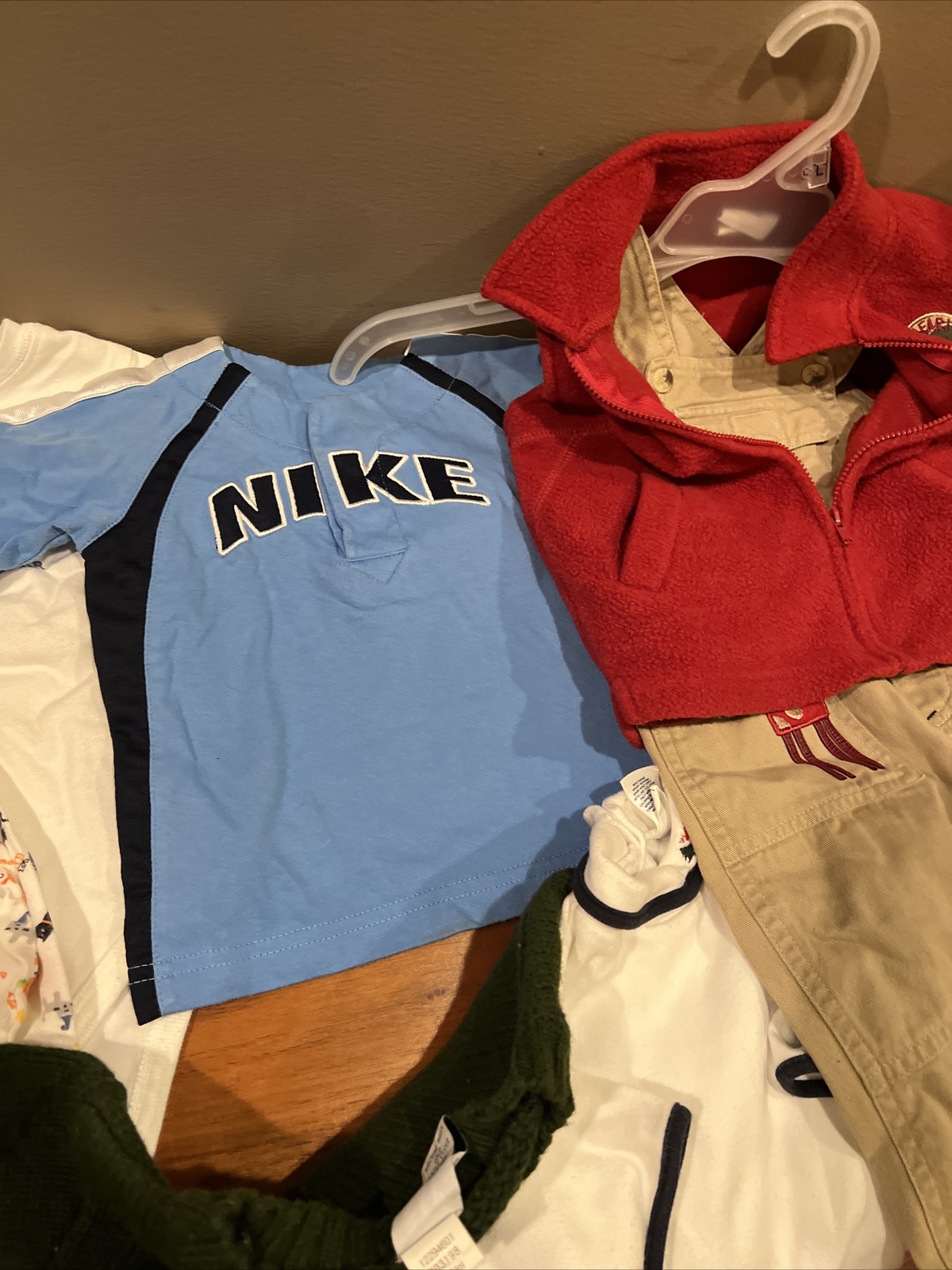 10 Piece Toddler 6-12 M Lot Nike Gap Samara Bodysuit Overalls Sweater Shorts