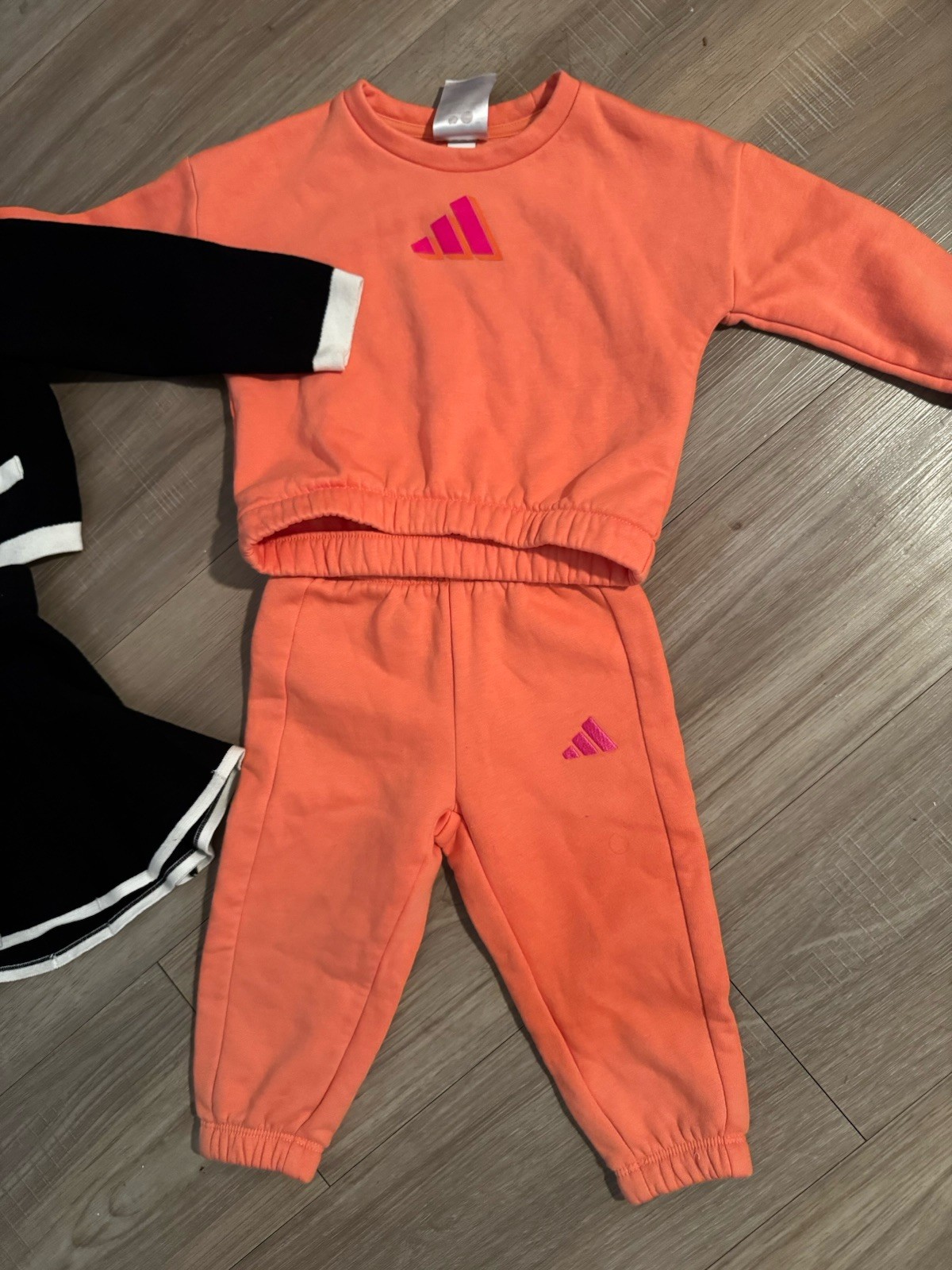 Adidas First Impressions Baby Girl Set Closes 12-18 Months
