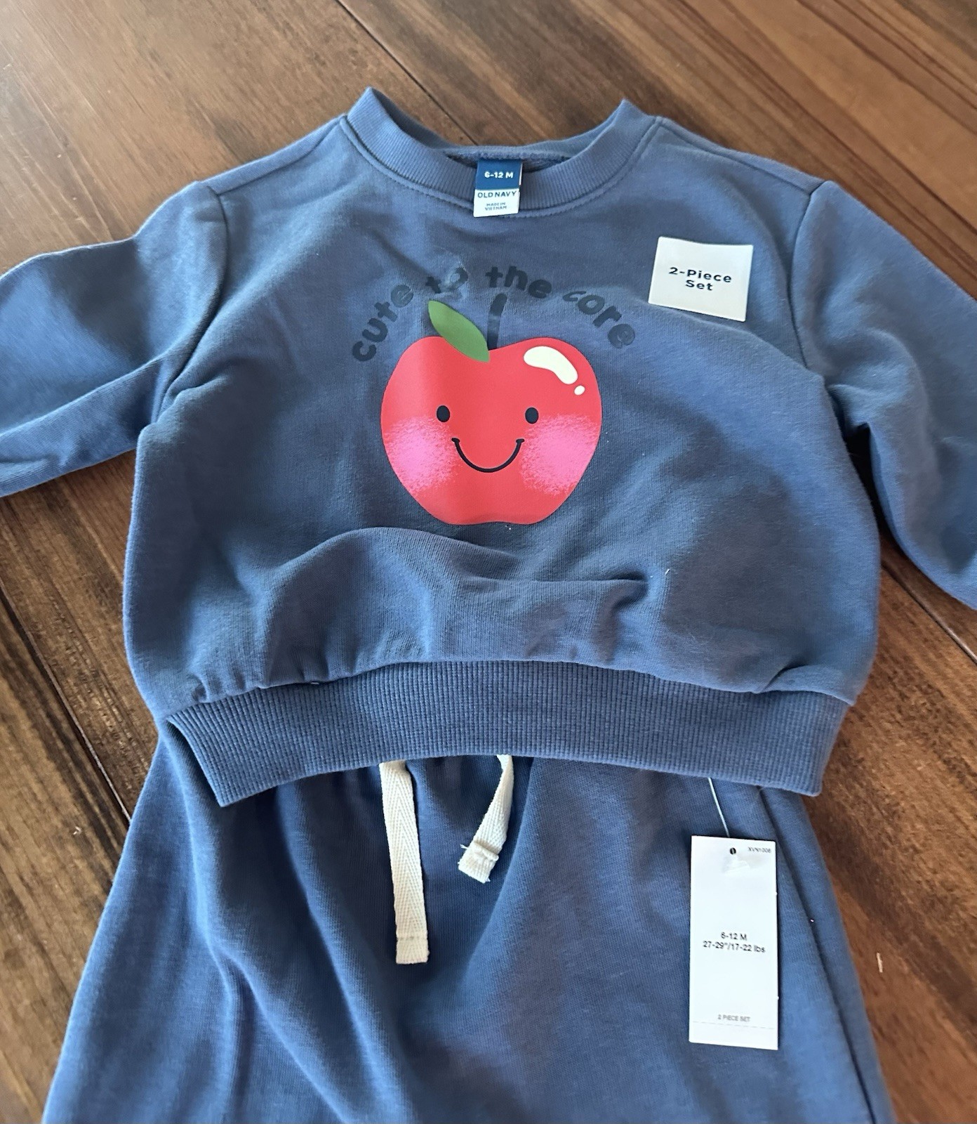 Old Navy Girl Boy Unisex 6-12 Month Cute To The Core Apple Terry Sweatsuit NWT