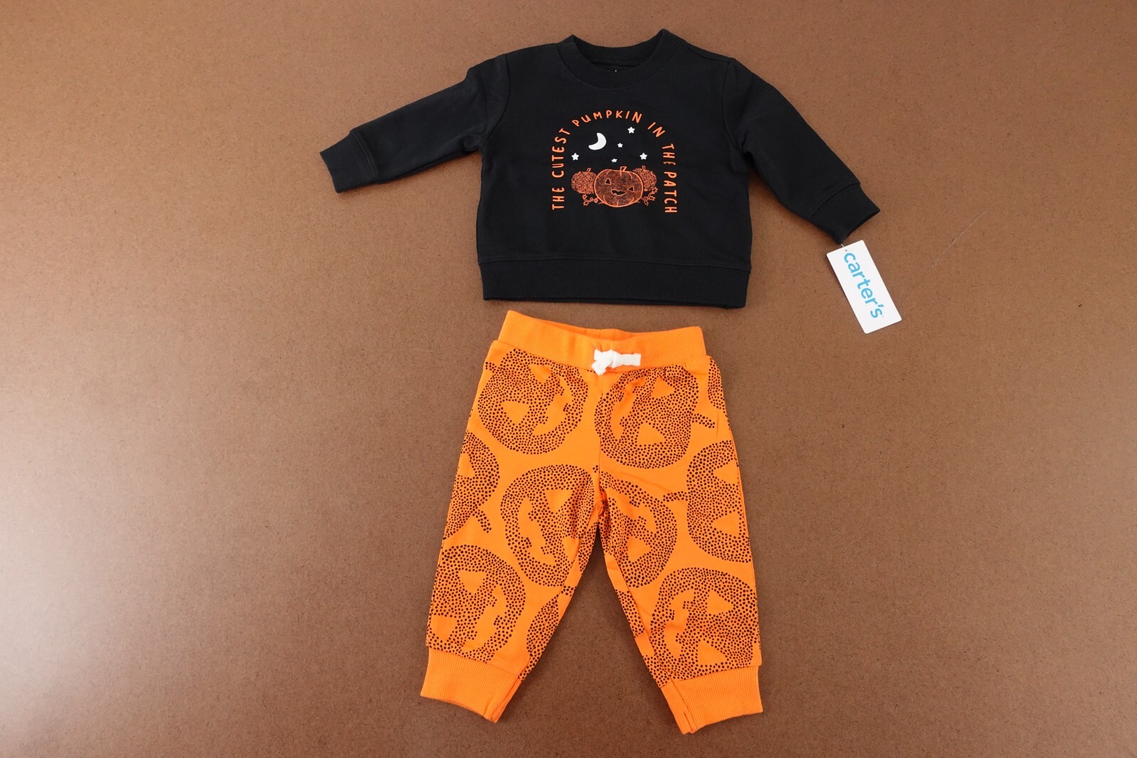 Carter’s Baby 6 Months Black Orange Pumpkin 2 Piece Sweatshirt Jogger Set NWT