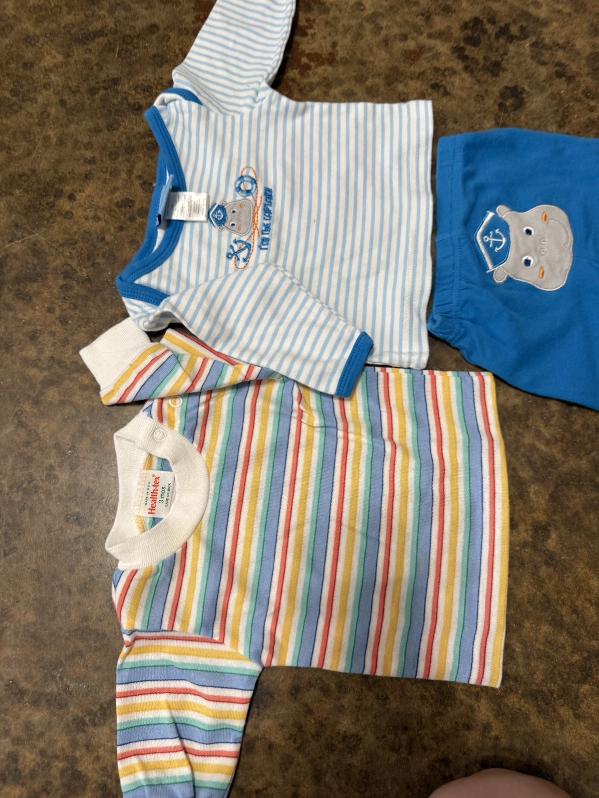 10 piece vintage baby clothing bundle -0/3 months