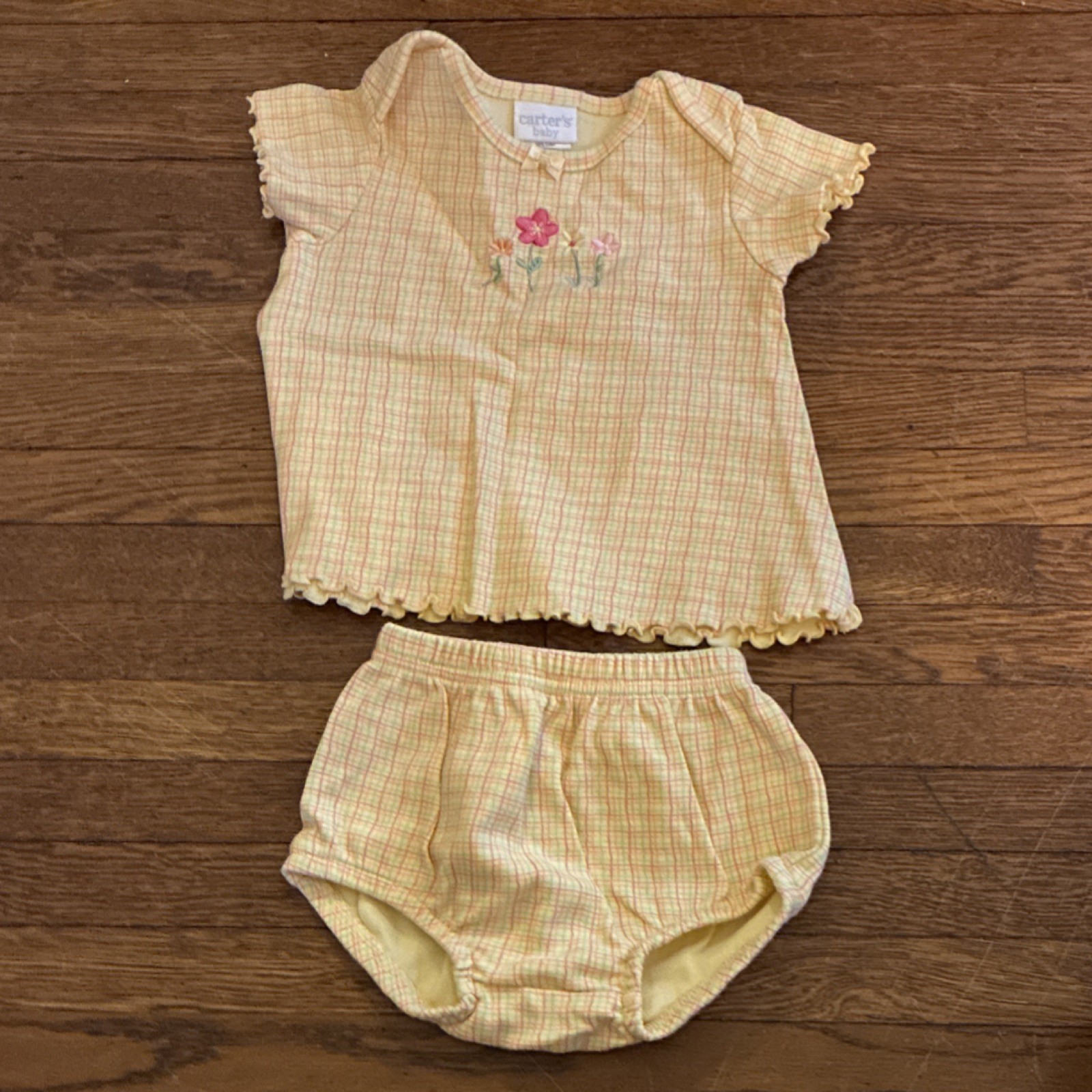 Carter’s Yellow Pink Plaid Flower Embroidered 2 Piece Cotton Shorts Set 0-3M