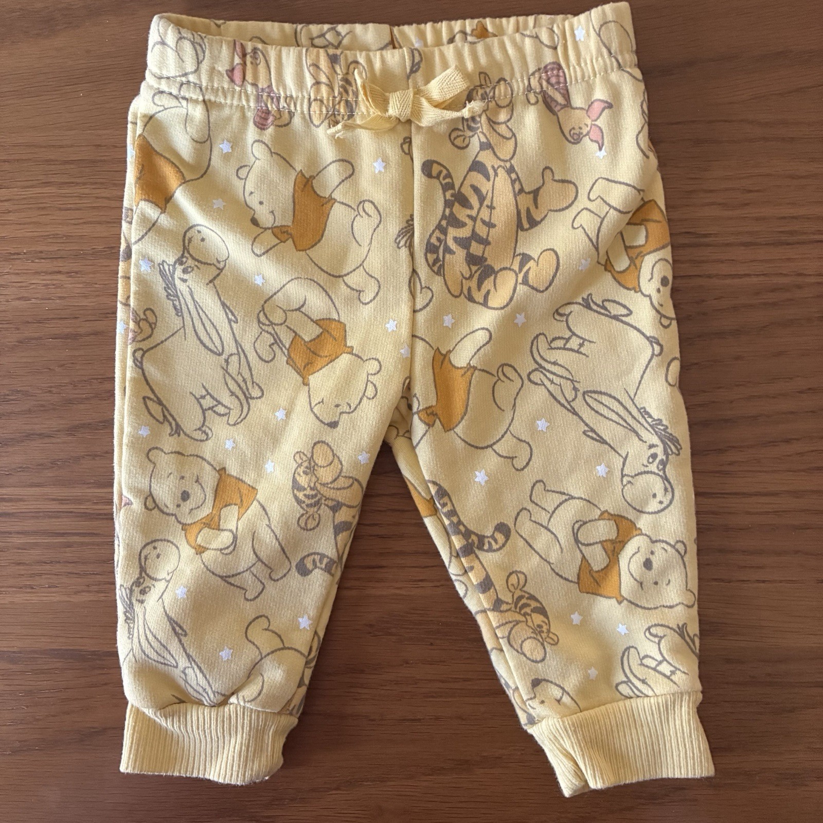 Disney Baby 2 Piece Unisex Winnie the Pooh Set- 3-6 Months