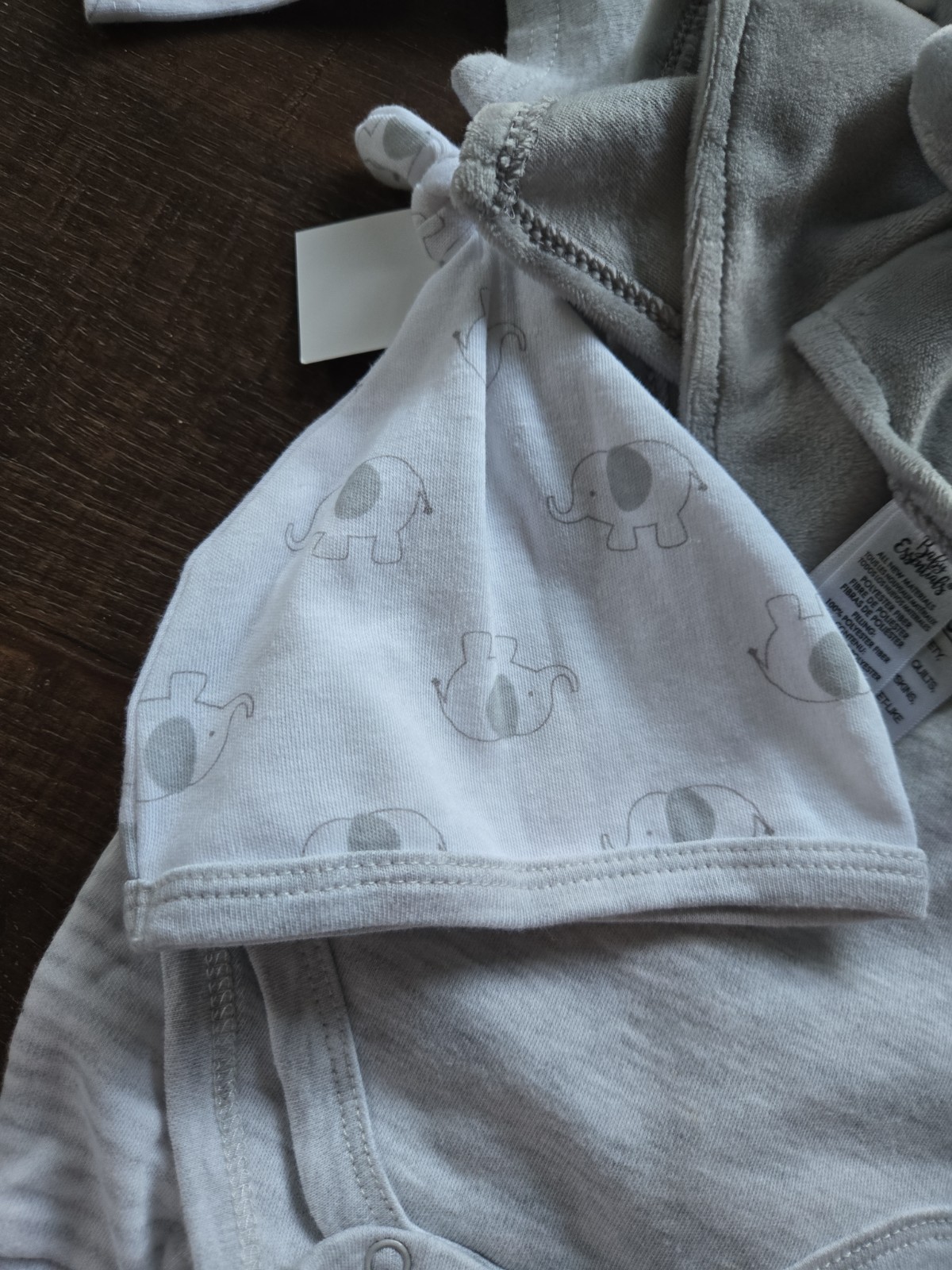 Baby Essentials-5 Piece Set – 1 Hat 1 Lovey 1 Body Suit 1 Pant 1 Long Body Suit