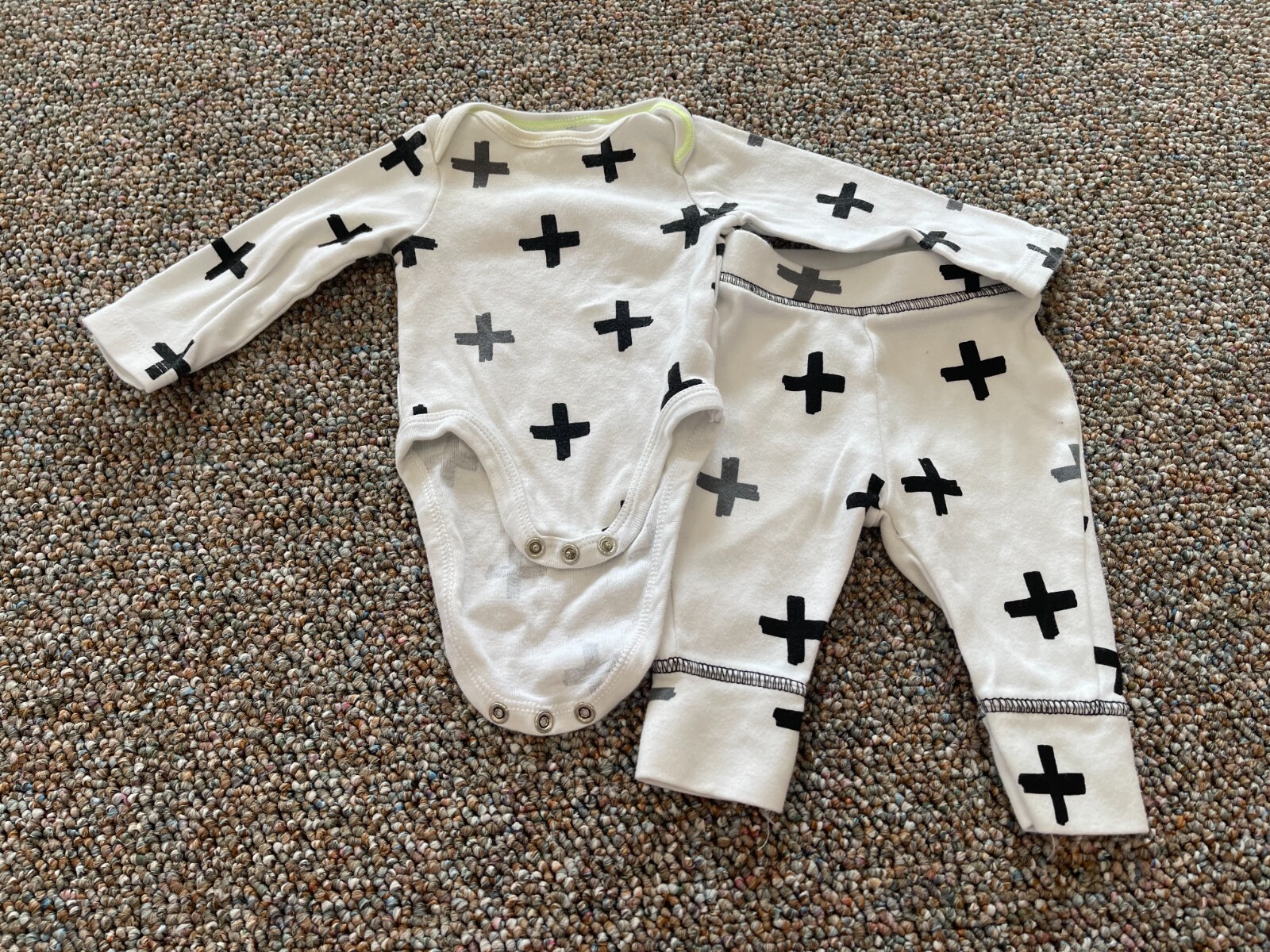 Cloud Island Boys White & Black Plus Sign Outfit Newborn