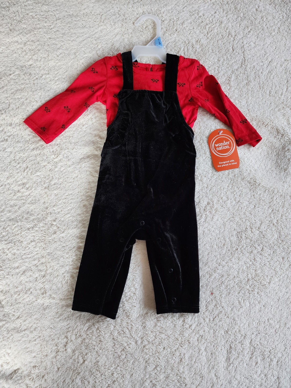 New baby Girl’s Christmas holiday Overall and Bodysuit Outfit Set Size 0/3 – 18m