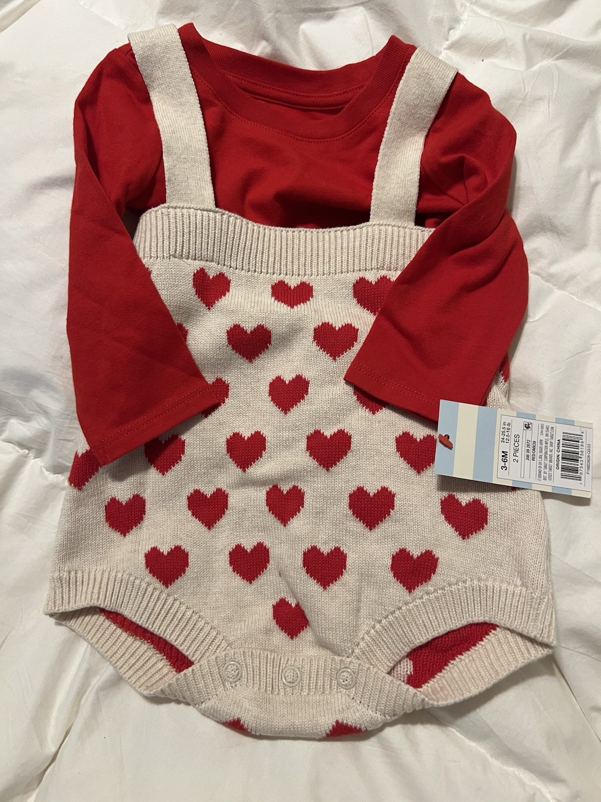 Valentine’s Day NWT Cat & Jack Hearts Sweater 2 Piece Set 3-6 months