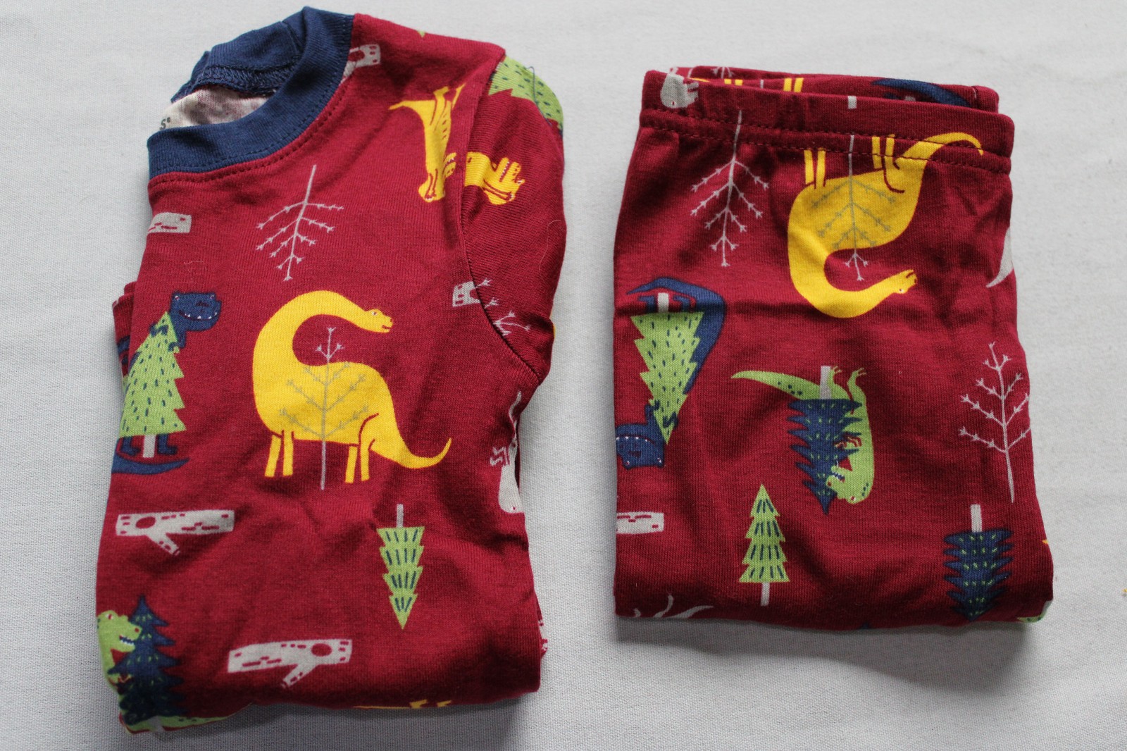 Carter’s Toddler Boy’s 2-Piece Dinosaur Long Sleeve Pajama Set DM9 Red Size 3T