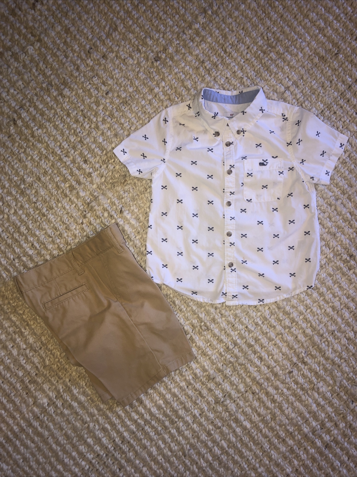 Vineyard Vines Whale Button Down shirt Hope & Henry Khaki Shorts 3 T fishbone