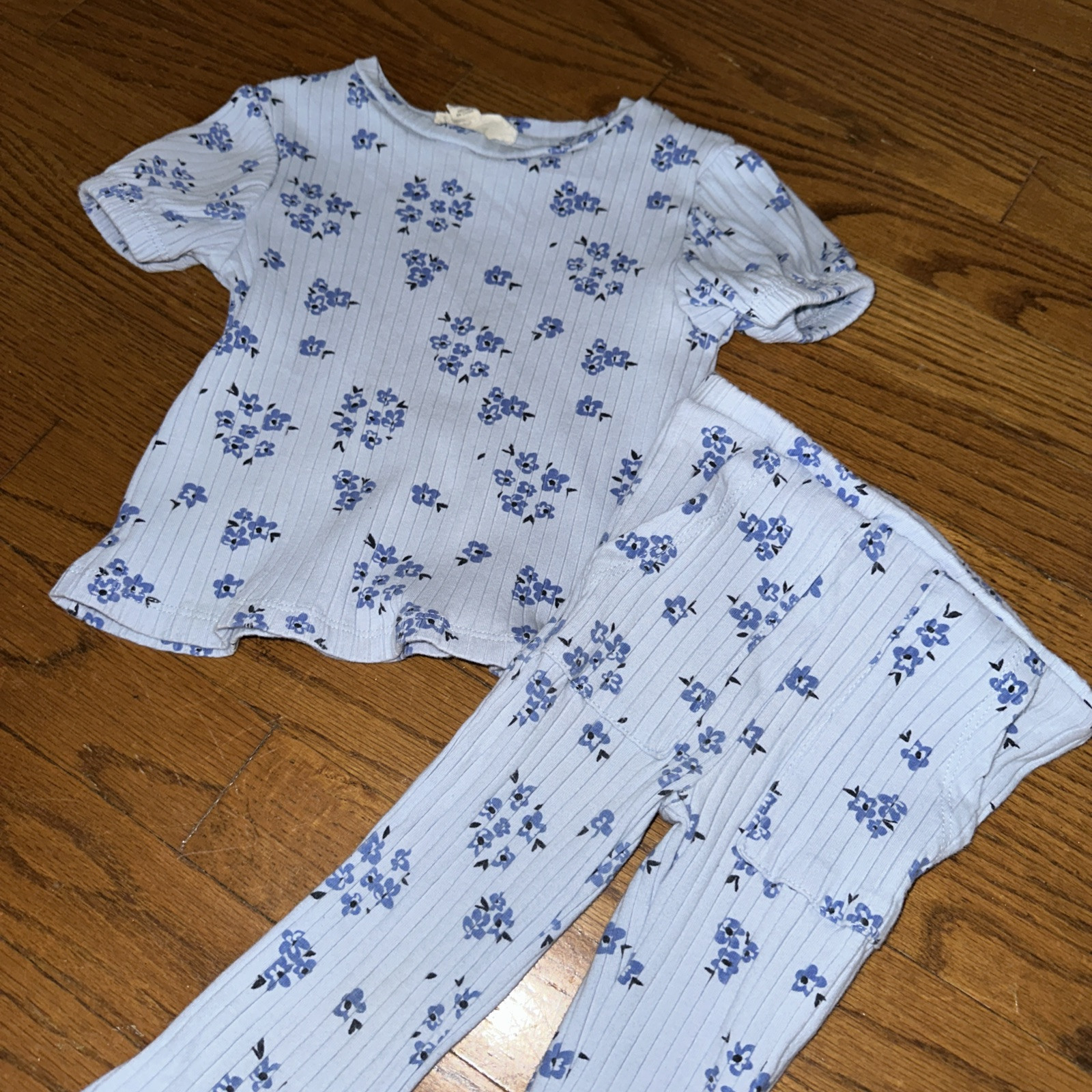 JESSICA SIMPSON Floral Comfort Outfit Top & Pants Suit 2T BID 4 CHARITY ❤️327