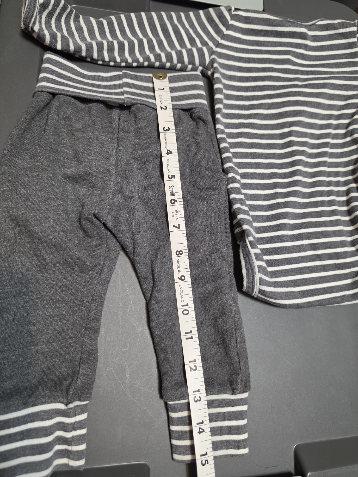 Infant Girls Outfit By Lulu + Roo Size 6-12M Grey Pants And Striped Top