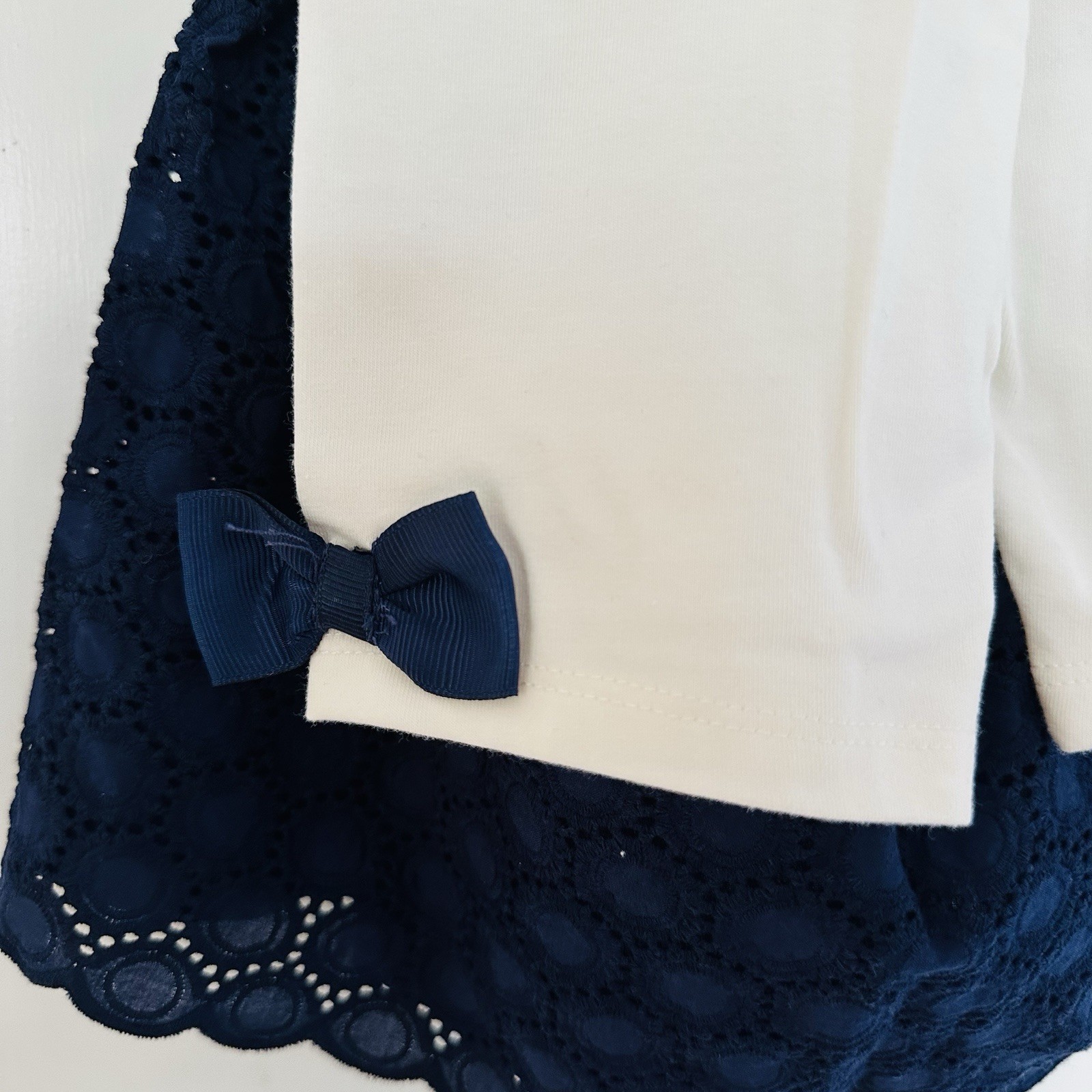 Maggie & Zoe Navy Blue Eyelet Tunic With Matching White Capris Size 3T
