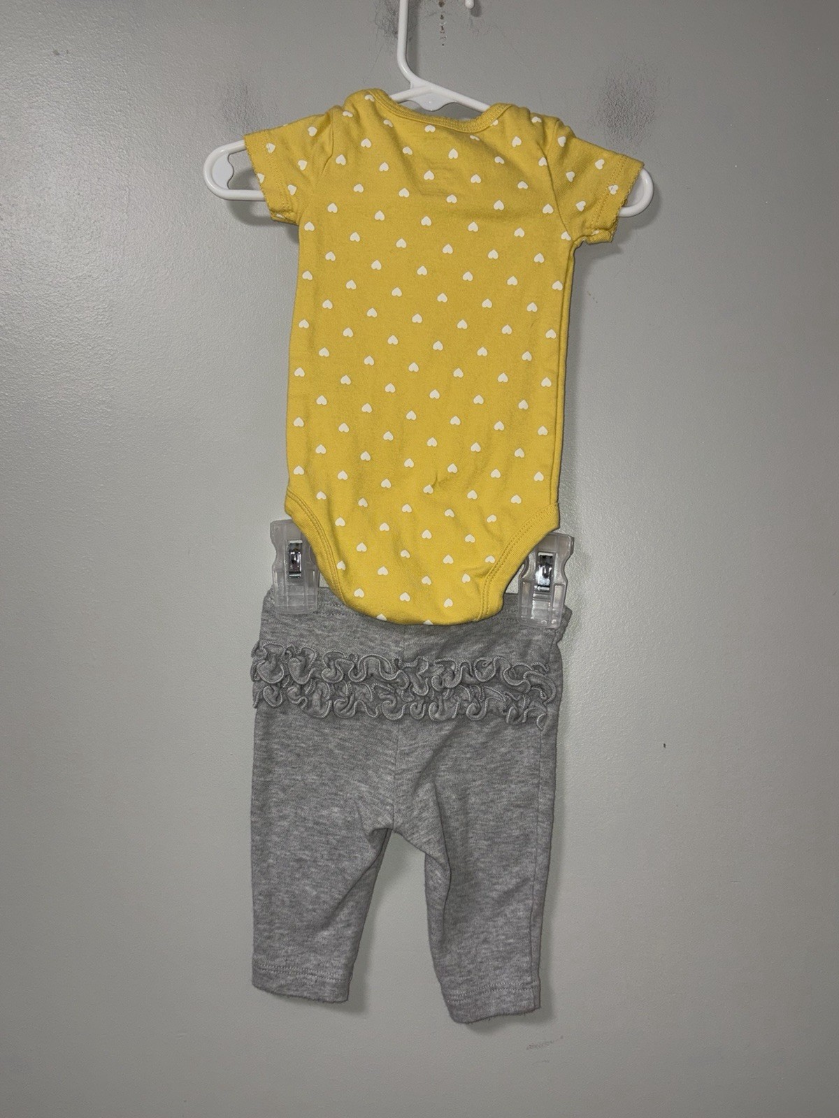 Carters Yellow Polka Dot Sweet Girl Body Suit & Gray Ruffle Pants Set 0-3M Girls