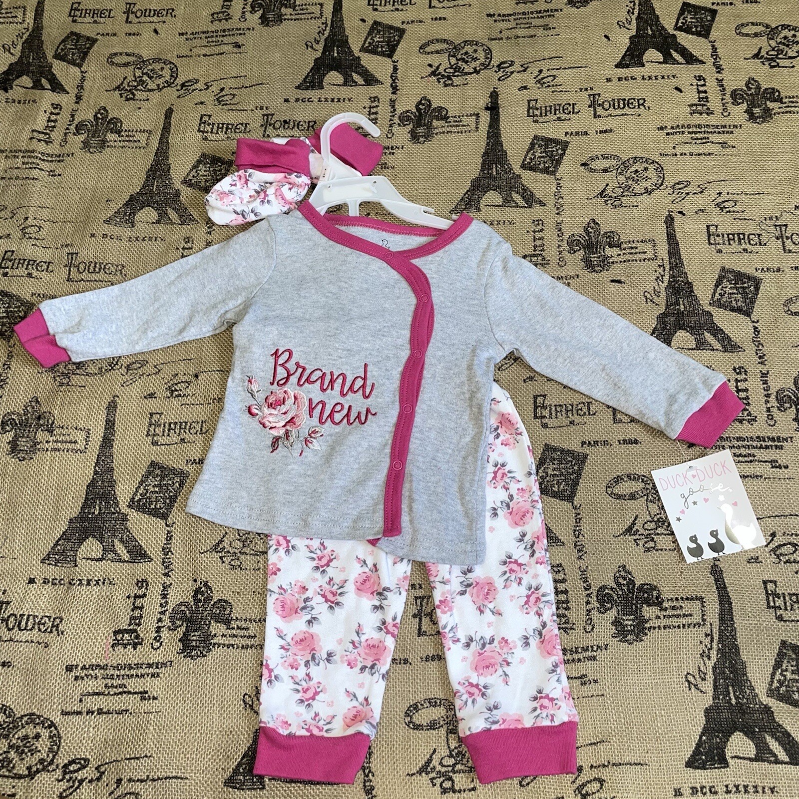 Duck Duck NWT! Loose Baby Embroidered Top Floral Print Bottom 3 Pieces Set