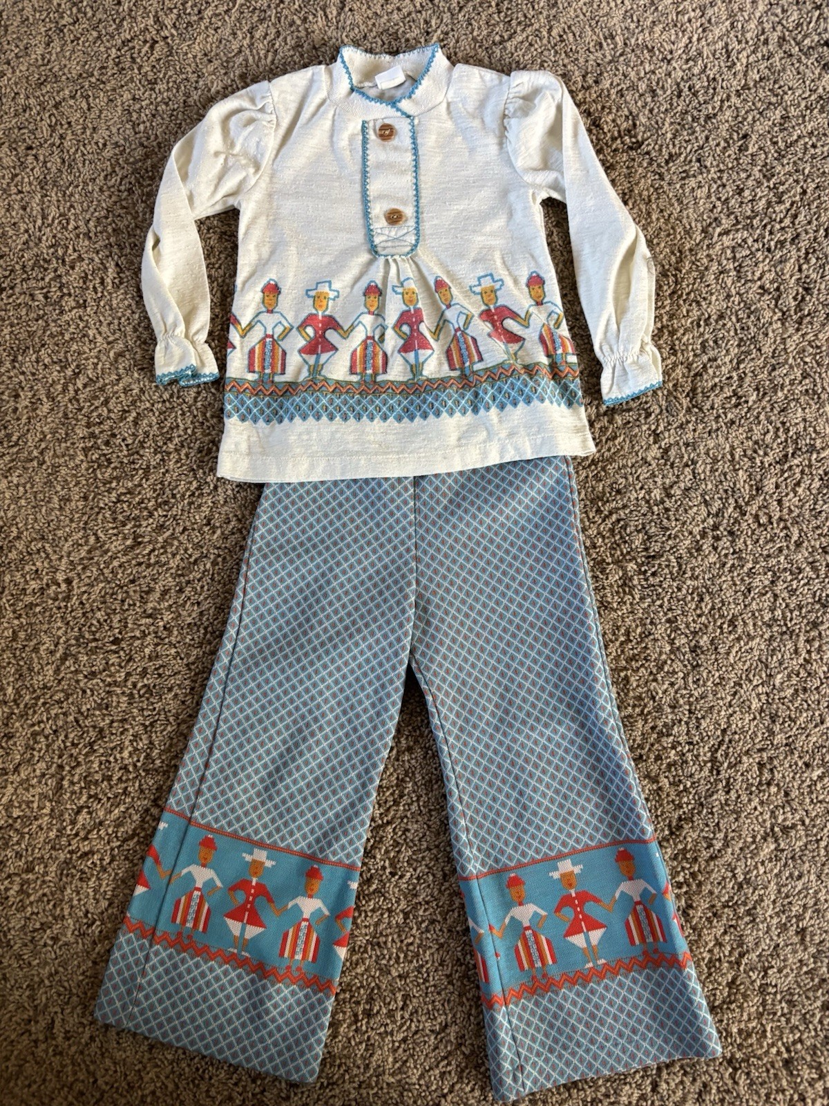 Vintage Carter’s 2 Piece Girls Outfit Toddler Size 4 Top Pants Folk Print